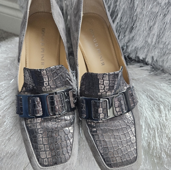 Barely worn Donald Pliner grey two tone with buckle/alligator style chunky heel - Picture 9 of 16